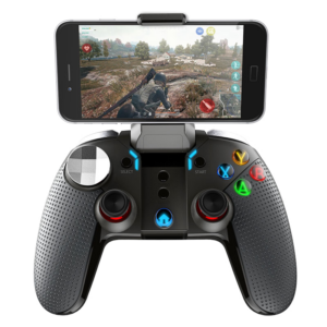 iPega 9099 "Wolverine" Gamepad - With a Smartphone in the holster playing a Game