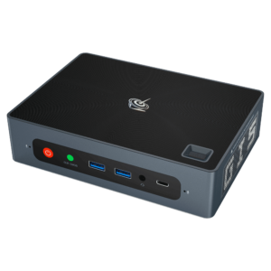 Beelink GTi 8 i5 8259U von der Vorderseite mit Power-Button, CMOS-Löschknopf, 2x USB Typ-A 3.0, 3,5mm Mikrofon- und Kopfhörerbuchse und Typ-C zusammen mit Fingerabdrucksensor